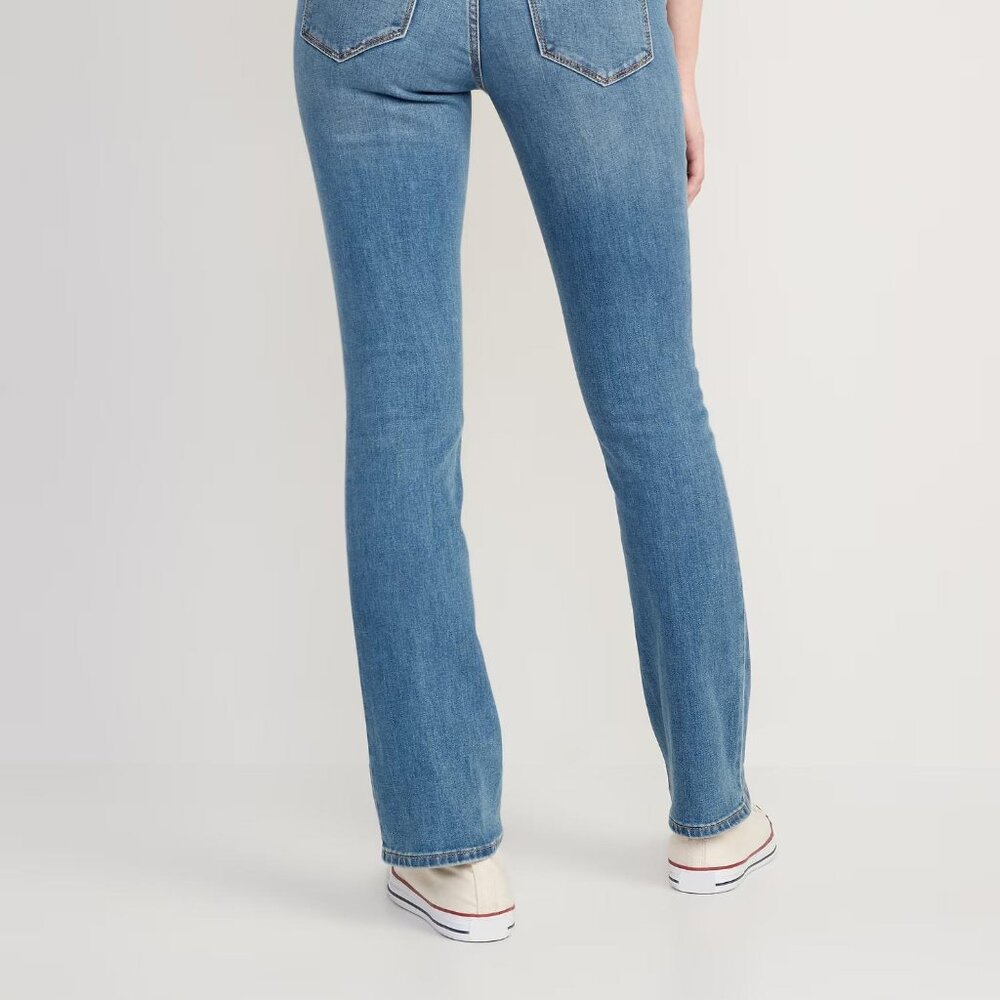 NWT Old Navy Mid-Rise Kicker Boot-Cut Jeans for Women - Picture 3 of 3